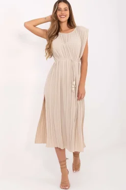 Robe été beige plissée sans manches