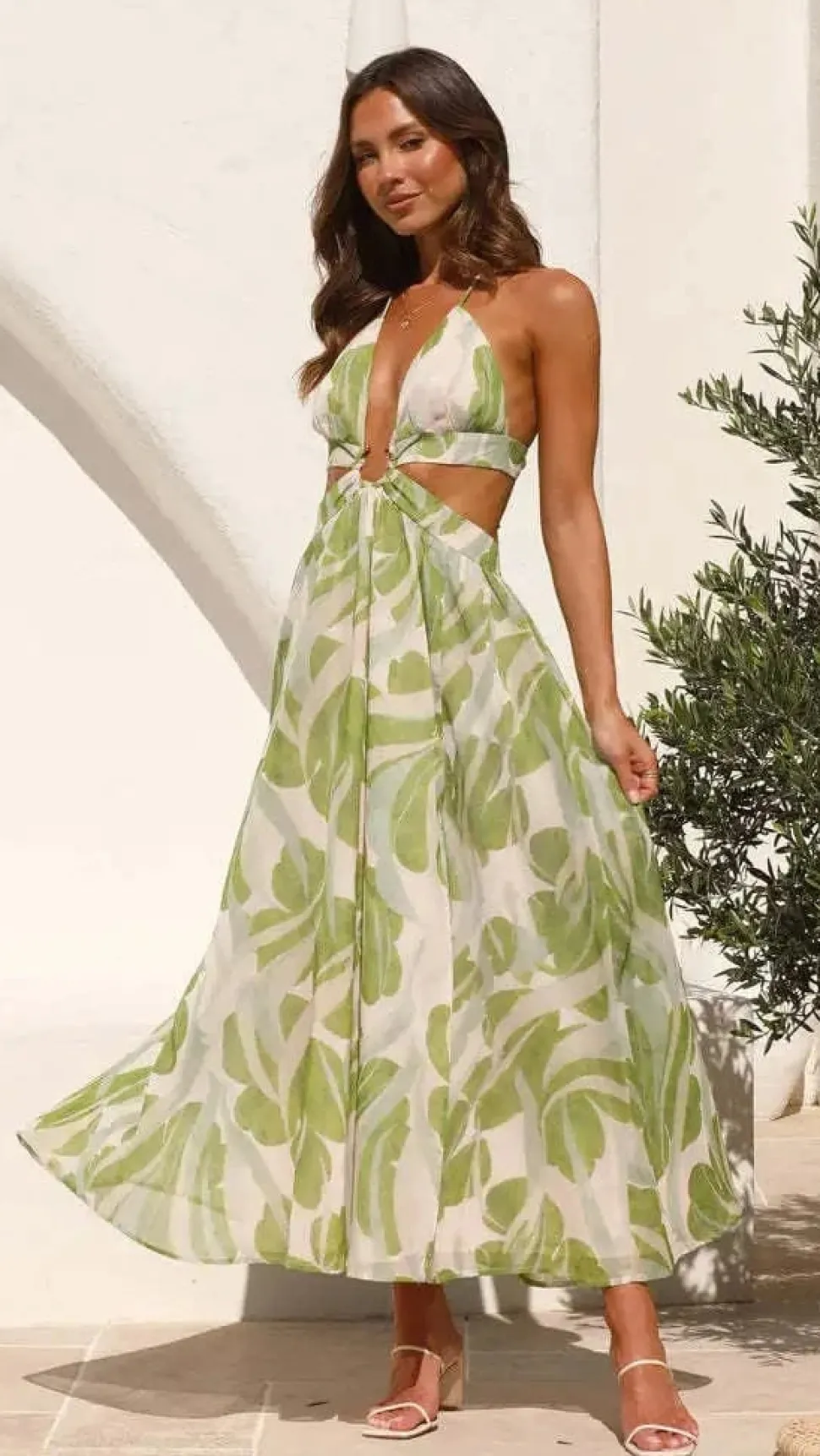 Robe été bohème verte dos nu
