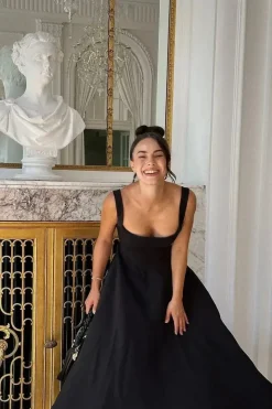 Robe été chic col carré sans manches trapèze