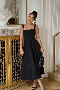 Robe été chic col carré sans manches trapèze