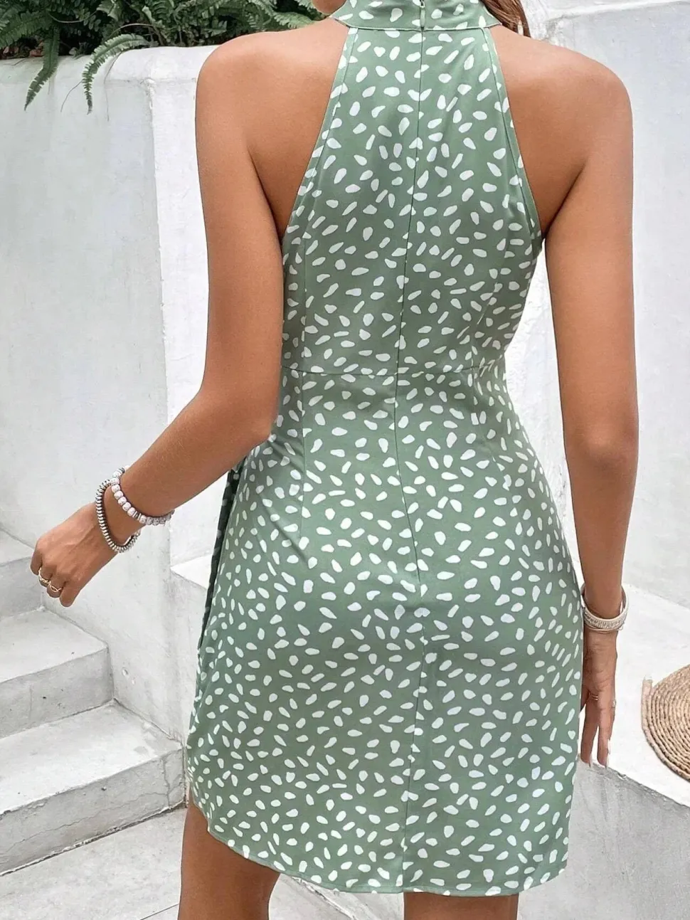 Robe été courte drappée sans manches