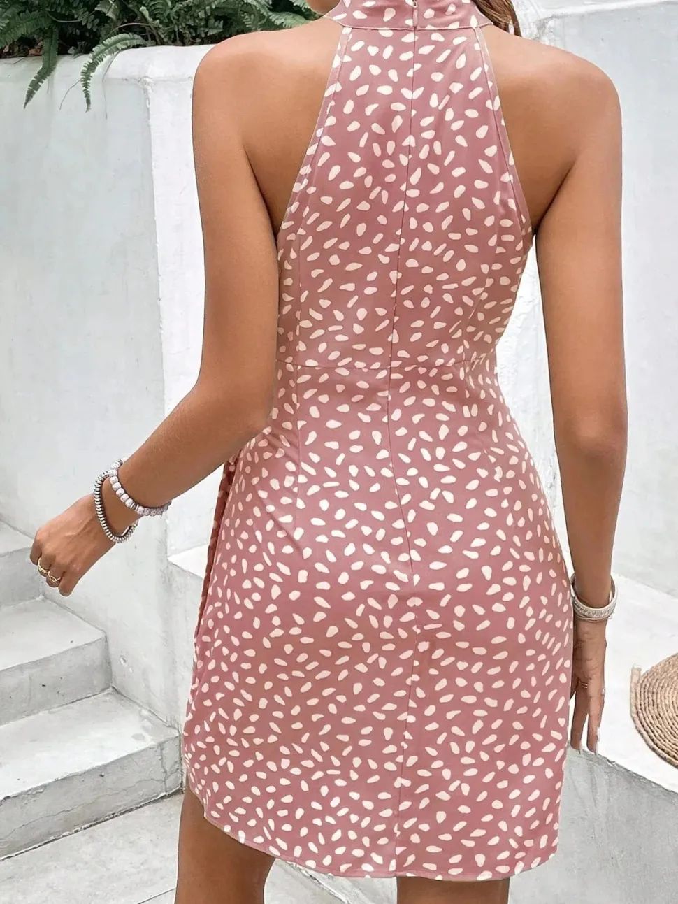 Robe été courte drappée sans manches