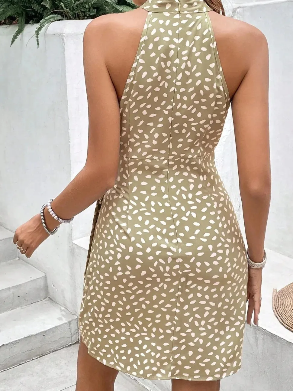 Robe été courte drappée sans manches