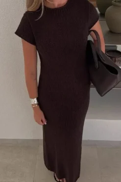 Robe été longue en maille col rond manches courtes