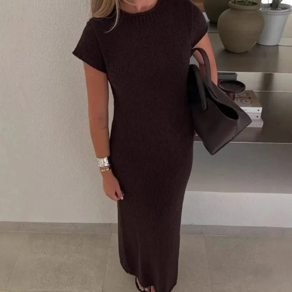Robe été longue en maille col rond manches courtes