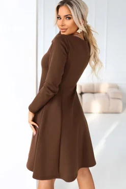Robe trapèze marron manches longues