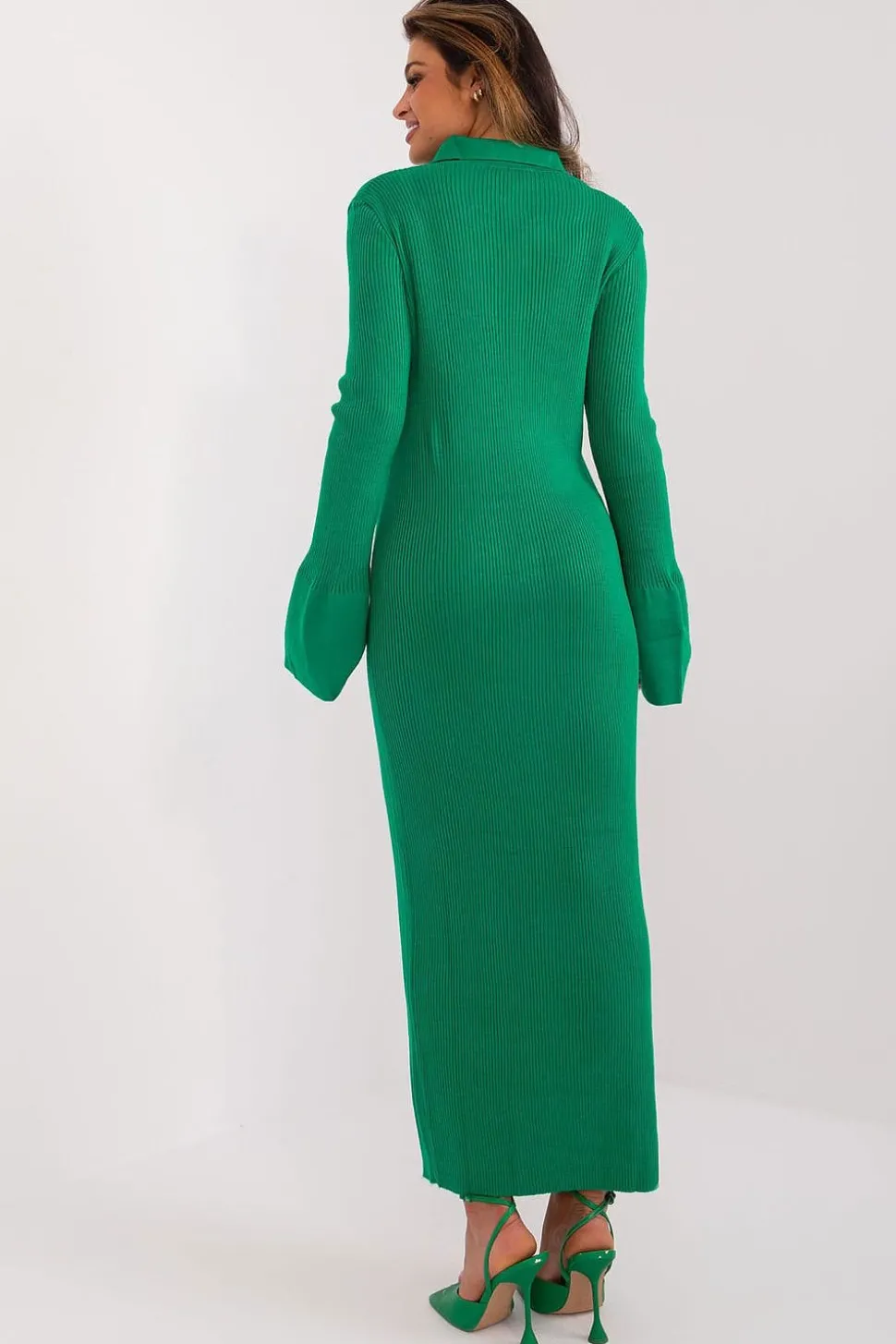 Robe tricot verte longue fendue