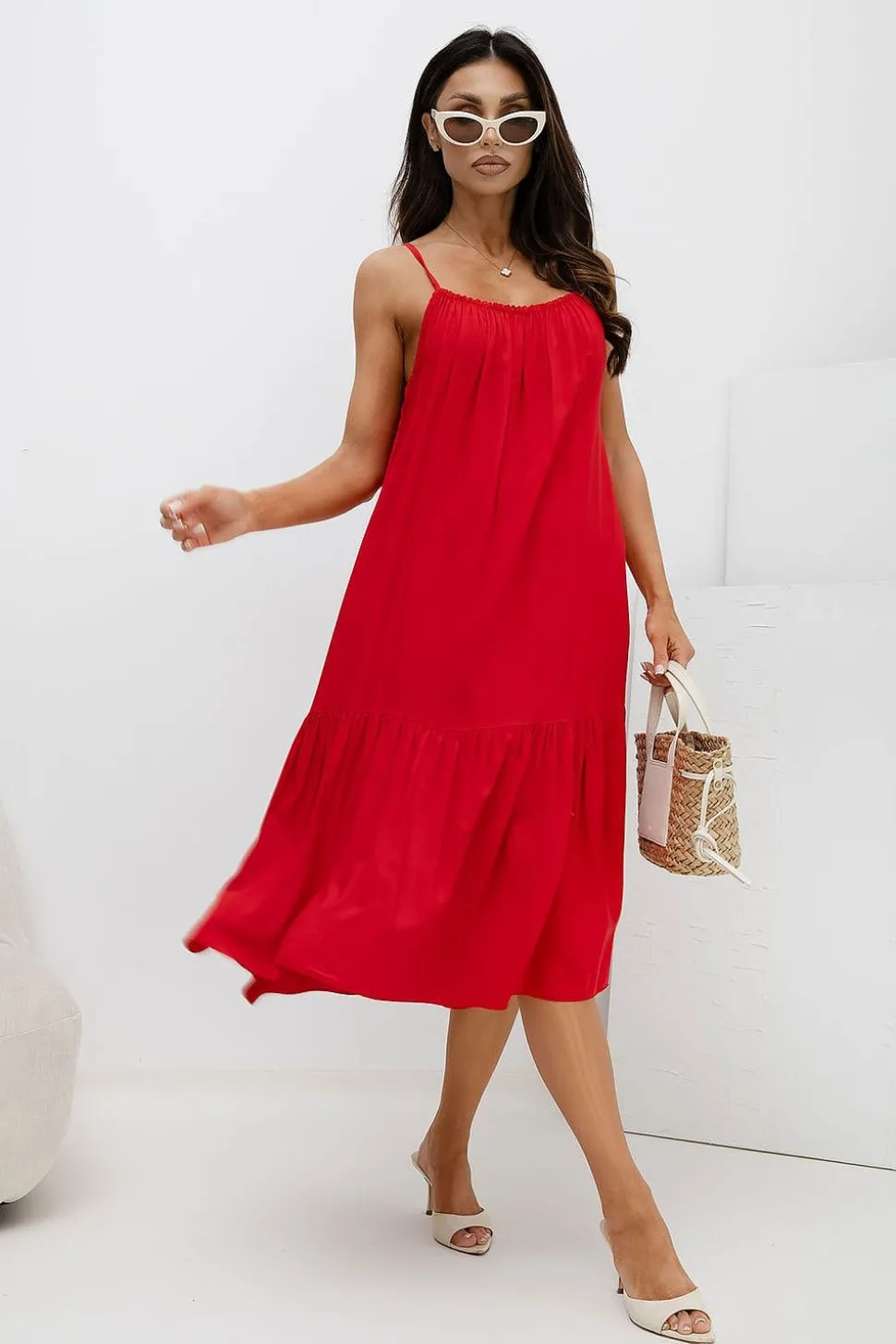Robe été rouge midi à bretelles