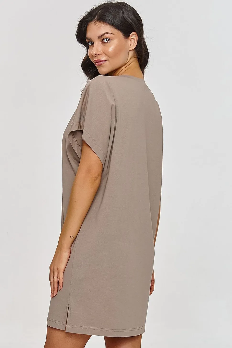Robe T-shirt courte ample