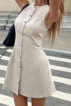 Robe été trapèze courte boutonnée