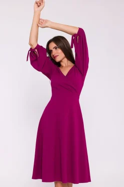 Robe évasée manches longues col en V