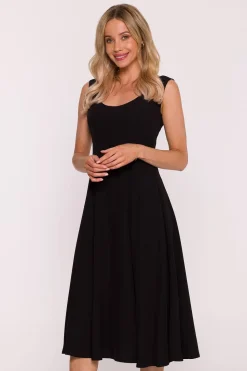 Robe évasée noire midi sans manches