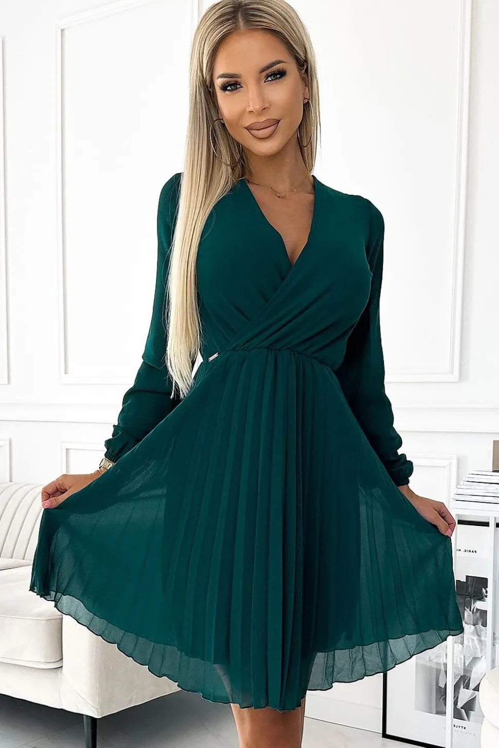 Robe verte courte plissée